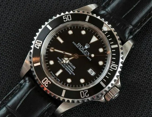 Barton-Faux-Alligator-Grain-Leather-Straps-gear-patrol-lead-feature