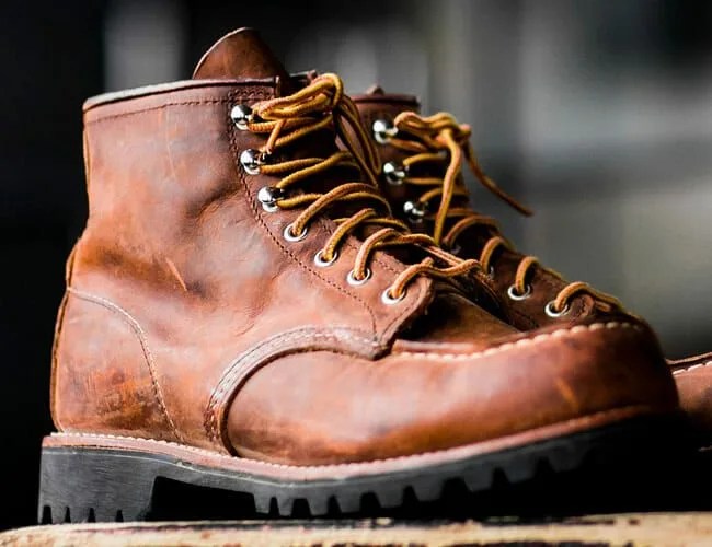Complete-Buying-Guide-to-Red-Wing-Heritage-Shoes-gear-patrol-lead-feature
