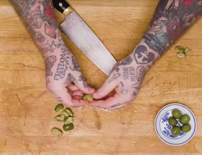 Gear-Spotting-Matty-Matheson-kitchen-gear-patrol-knife