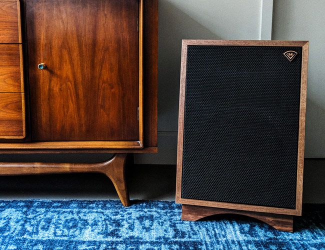 Klipsch-Heresy-III-Review-gear-patrol-lead-feature-v2