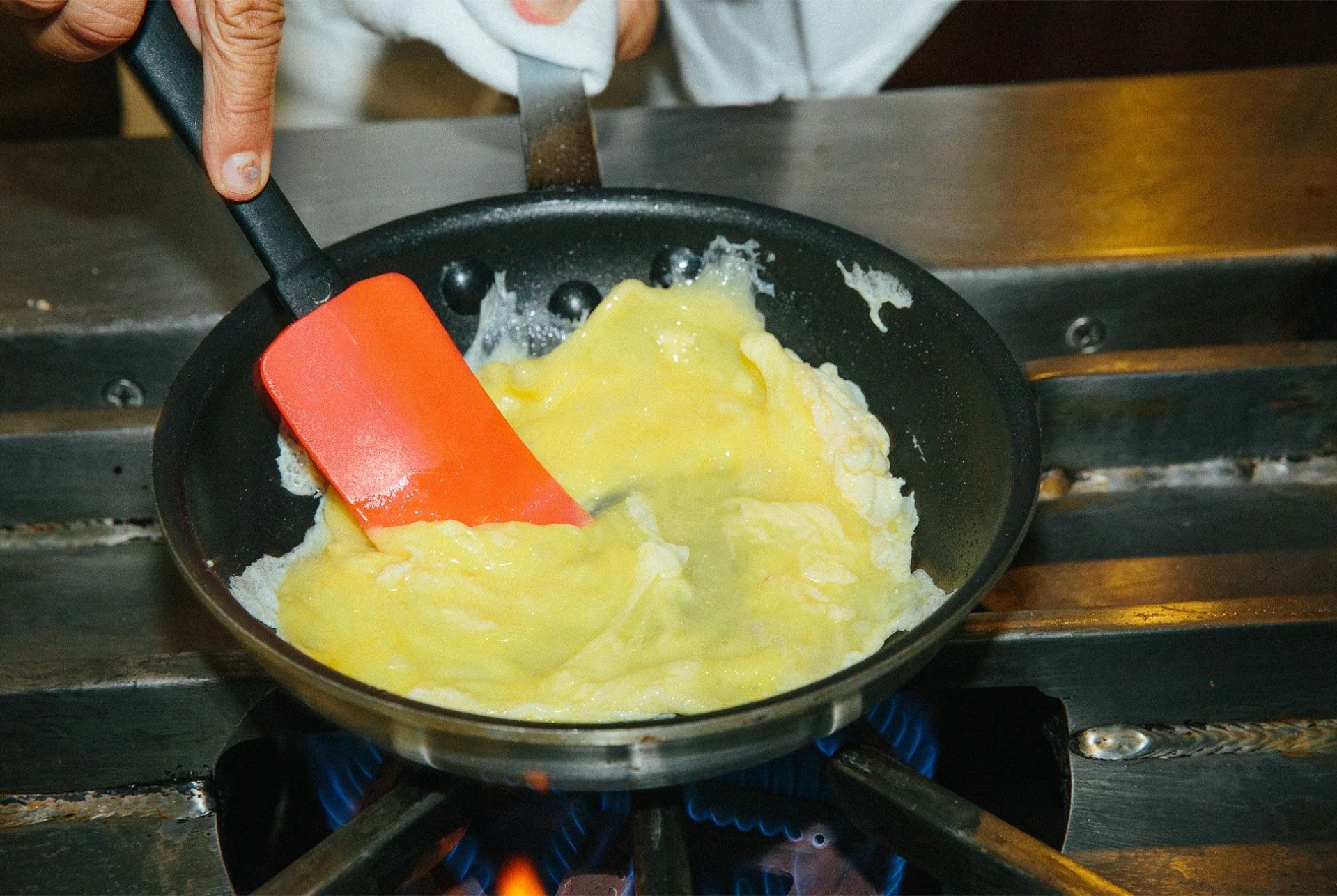 make-an-omlette-gear-patrol05