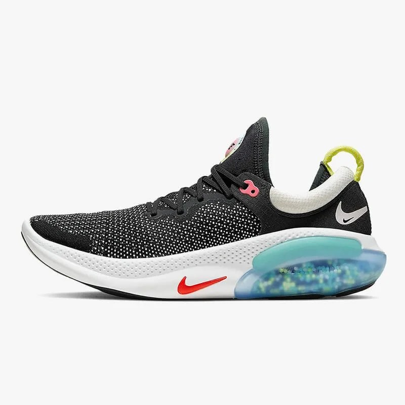Nike-Deal-Gear-Patrol