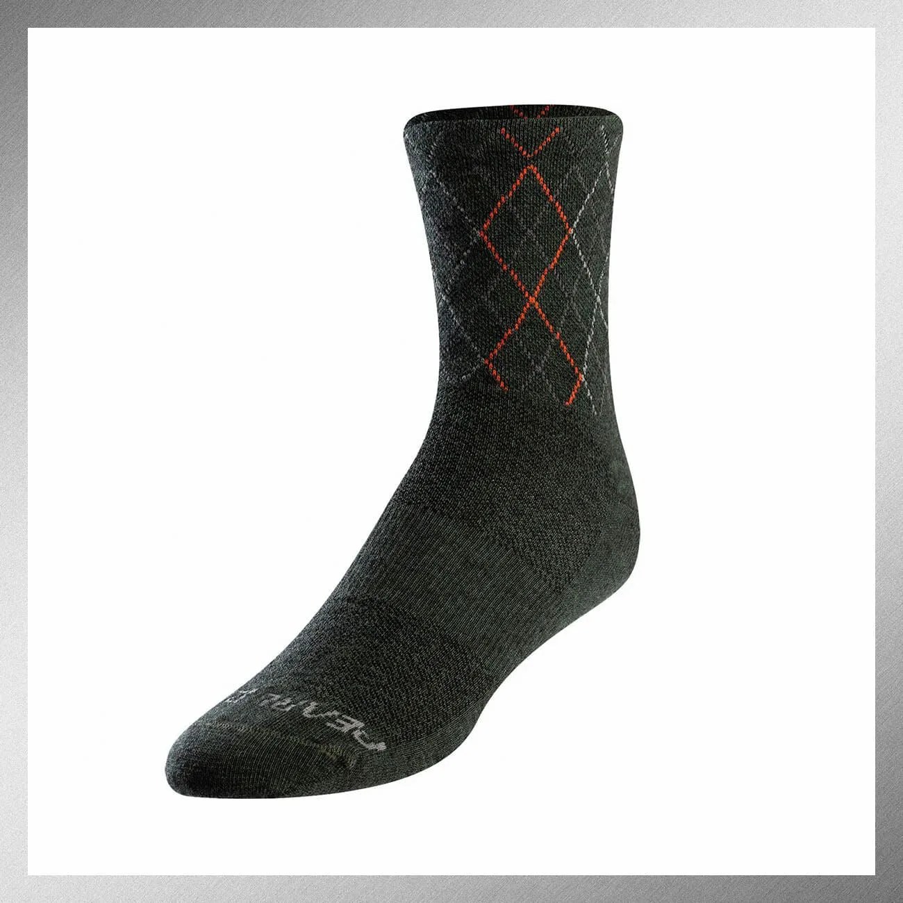 Pearl-Izumi-Merino-Wool-Sock-gear-patrol