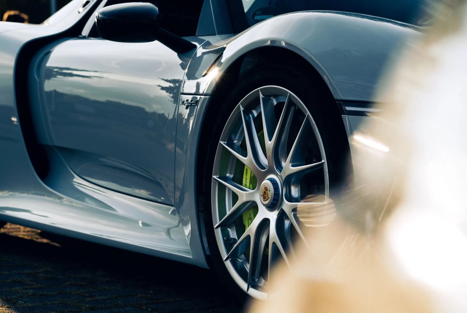 Porsche-918-Gear-Patrol-1