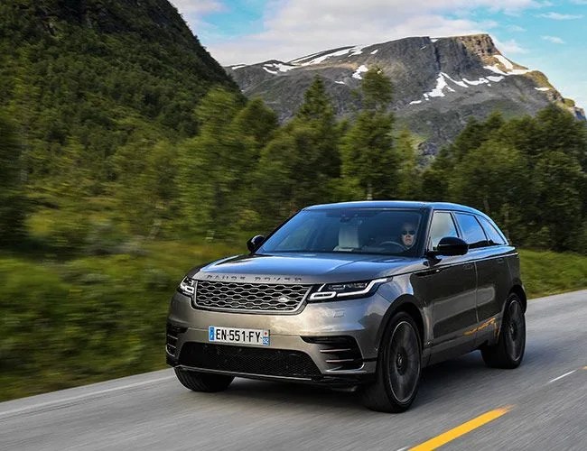 Range-Rover-Velar-gear-patrol-full-featured-2