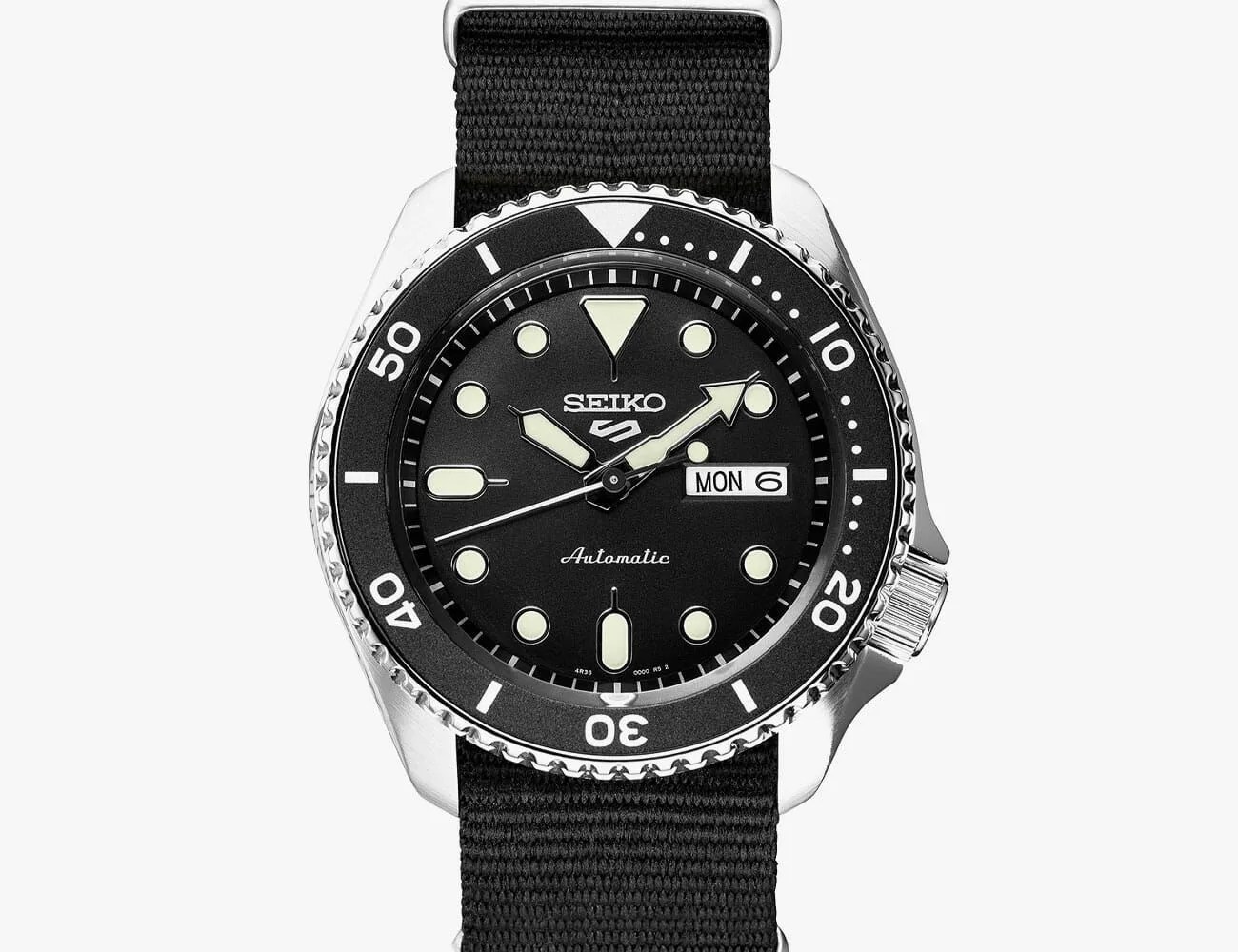 Seiko-5-Dive-Watch-Deal-Gear-Patrol