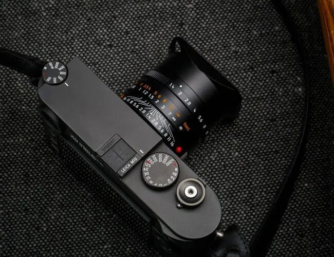 Shoot-In-Manual-Gear-Patrol-Lead-Featured