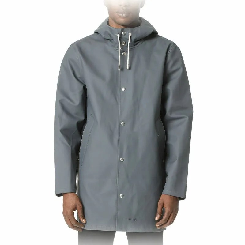 Stockholm-Rain-Coat-Stutterheim-gear-patrol