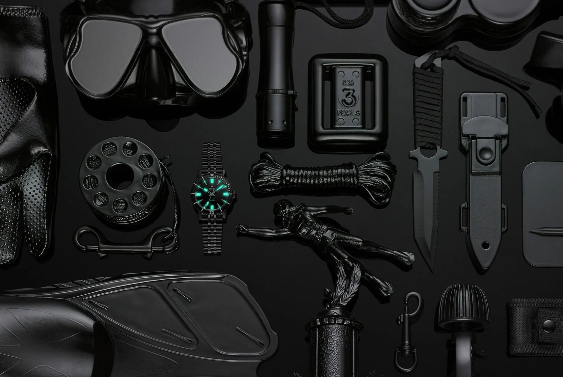 TIG-DEC-12-Zodiac-gear-patrol-lead-full