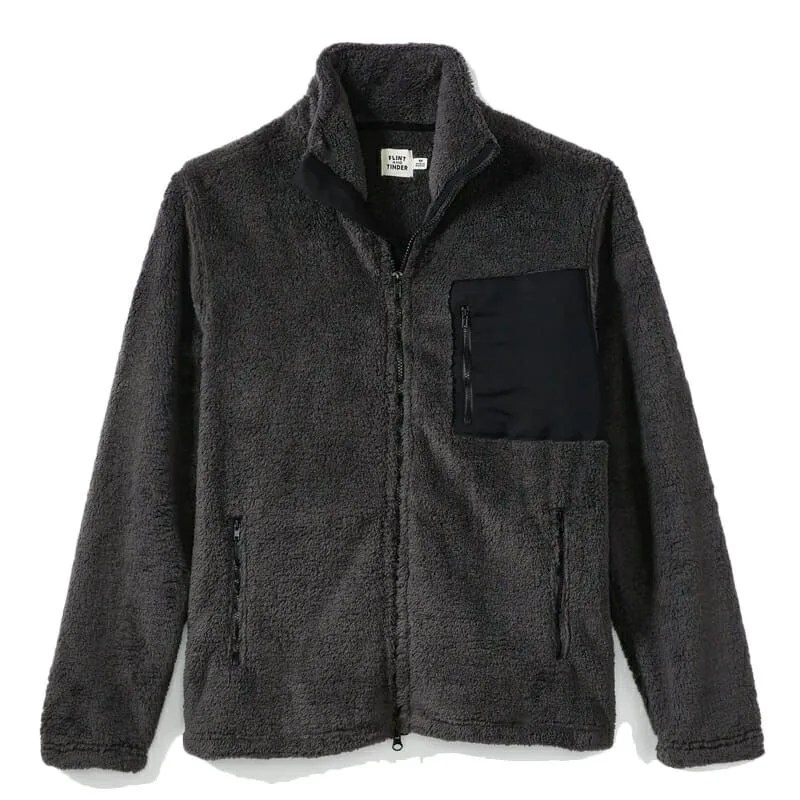 Tuesday-Roundup-gear-patrol-fleece