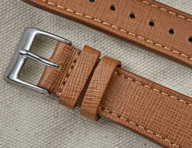 Watch-Strap-CM-gear-patrol-analog