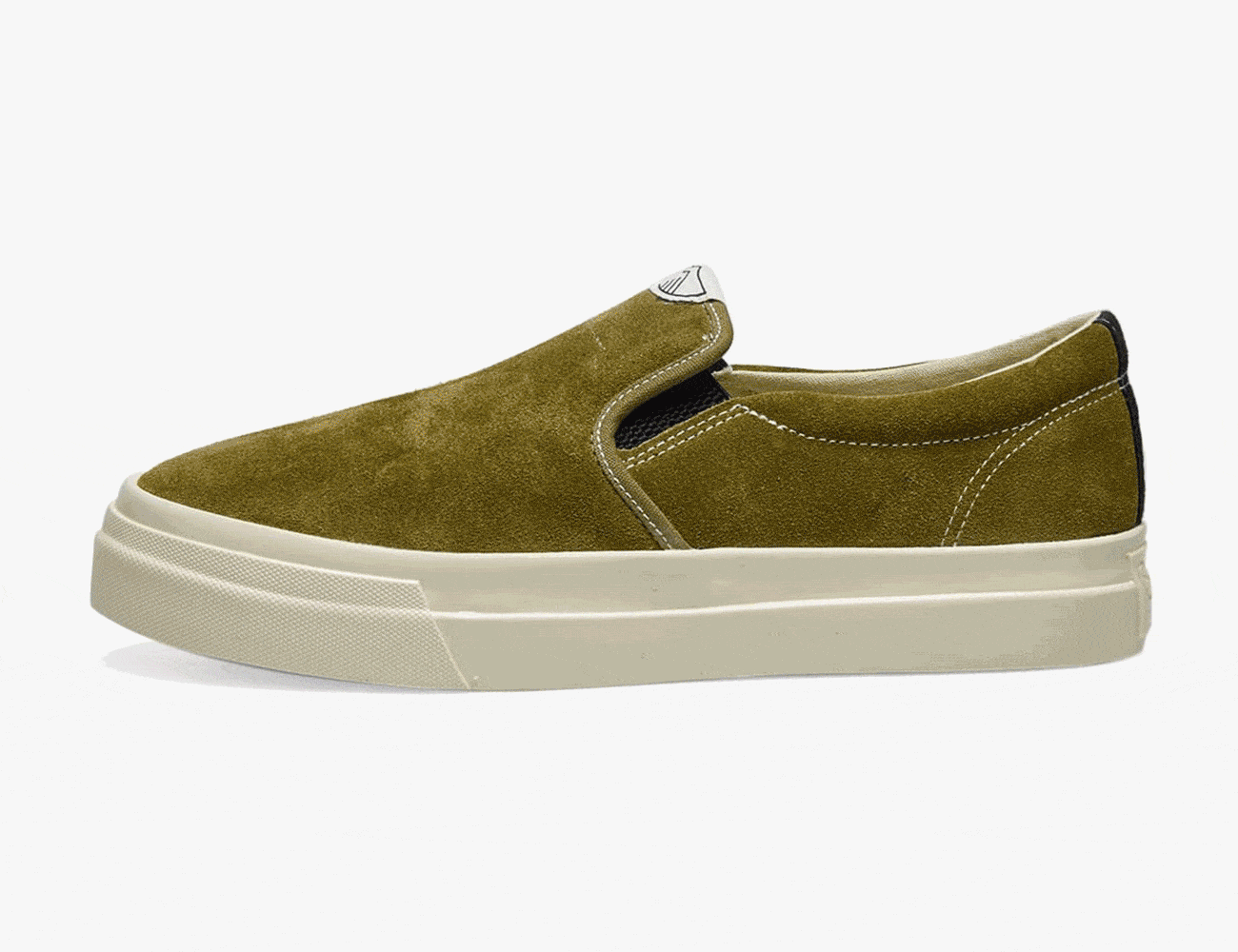 We-Cant-Wait-to-Wear-These-Sneakers-This-Fall-gear-patrol-lead-featured