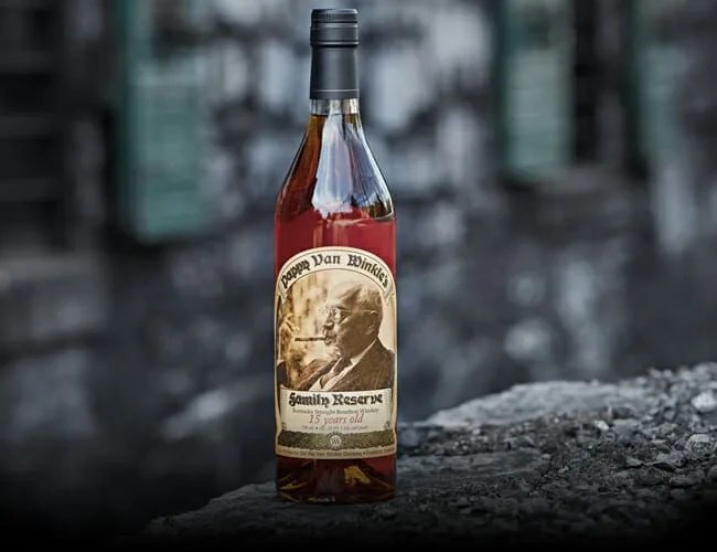 Whiskey-Round-Up-gear-patrol-pappy