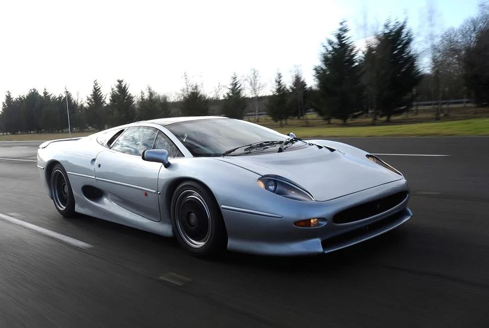 XJ220-Lights-Gear-Patrol