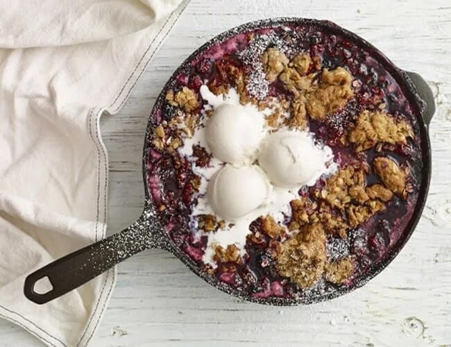 Your-Cast-Iron-Can-Make-A-Pie-Gear-Patrol-Feature