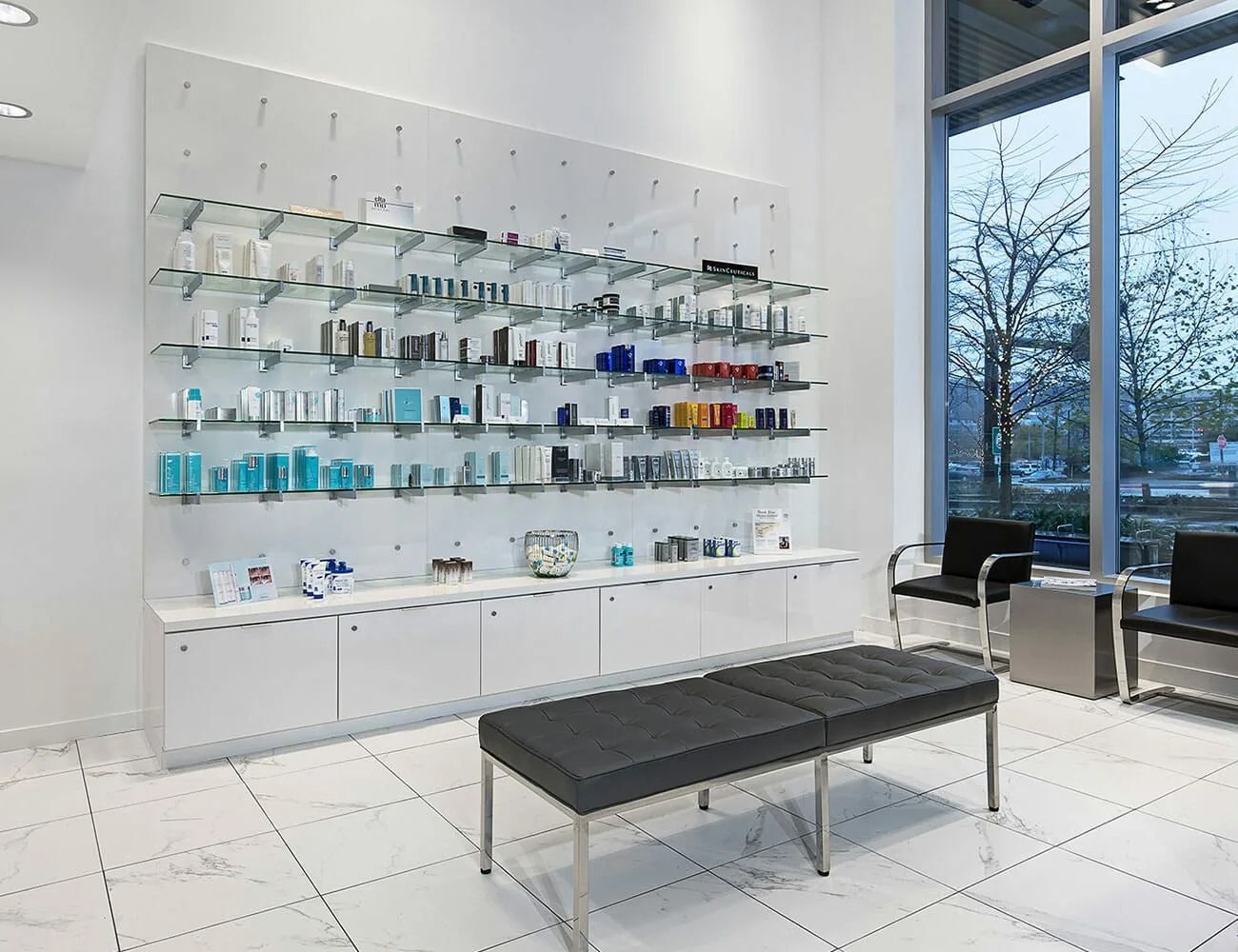 5-Skincare-Resolutions-Your-Derm-gear-patrol-ambience-2