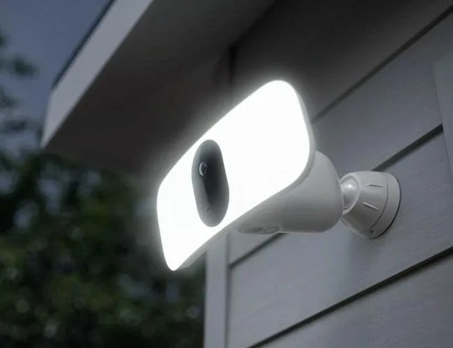 Arlo-Floodlight-Cam-Gear-Patrol-Lead-Featured