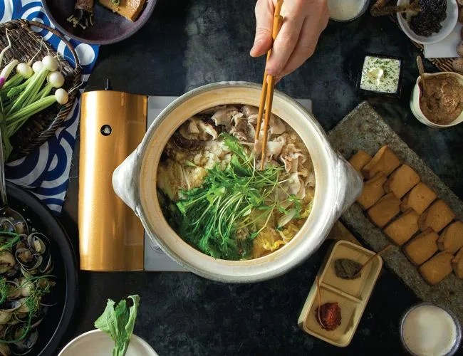 Donabe-Recipe-Gear-Patrol-Lead