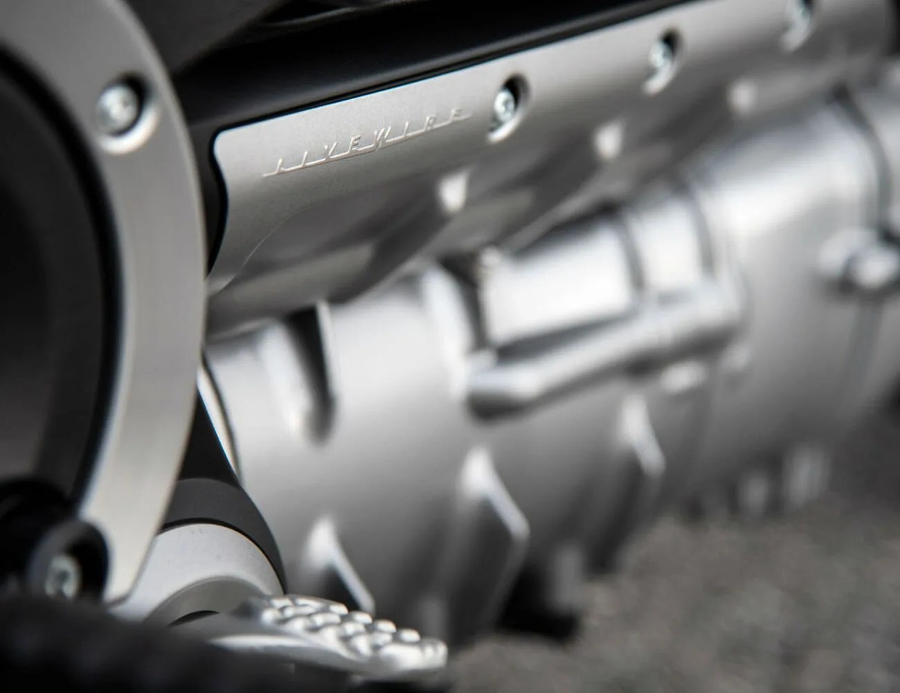 Harley-Livewire-Gear-Patrol-Detail-650