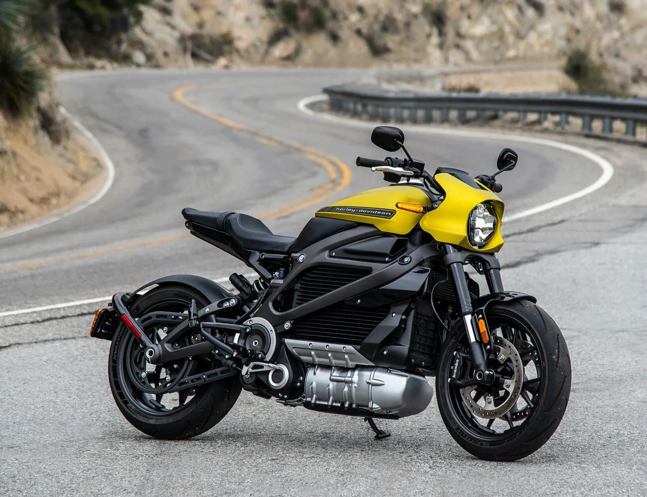 Harley-Livewire-Gear-Patrol-Solo-650