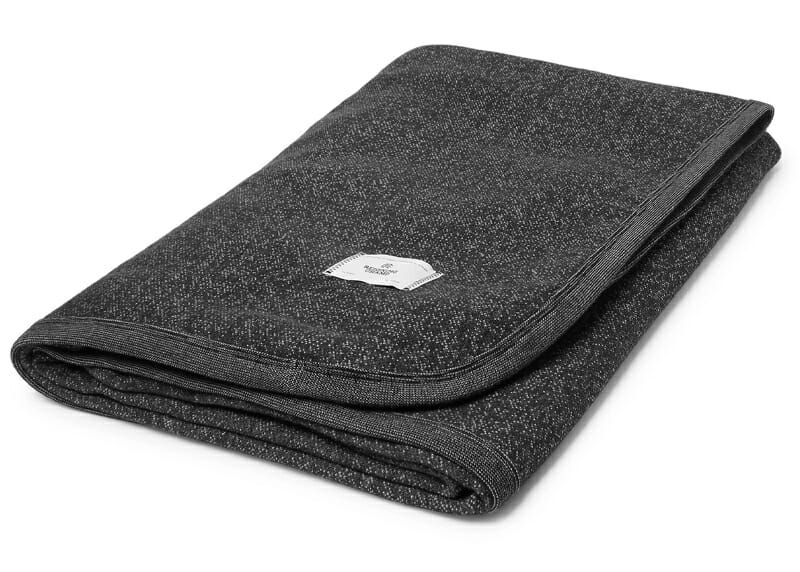 Monday-Roundup-gear-patrol-blanket