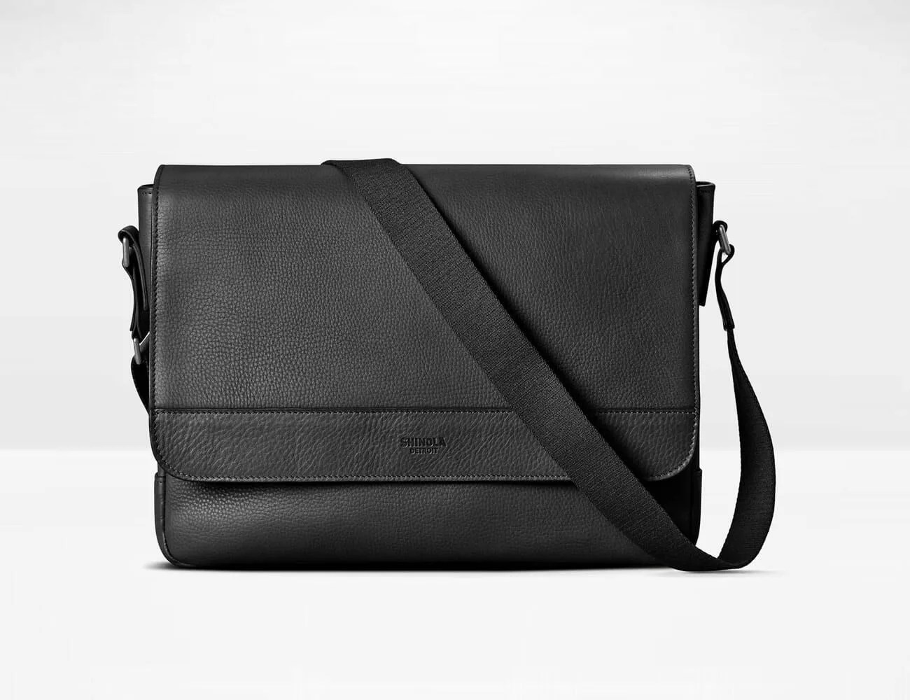 Shinola-Slim-Messenger-gear-patrol