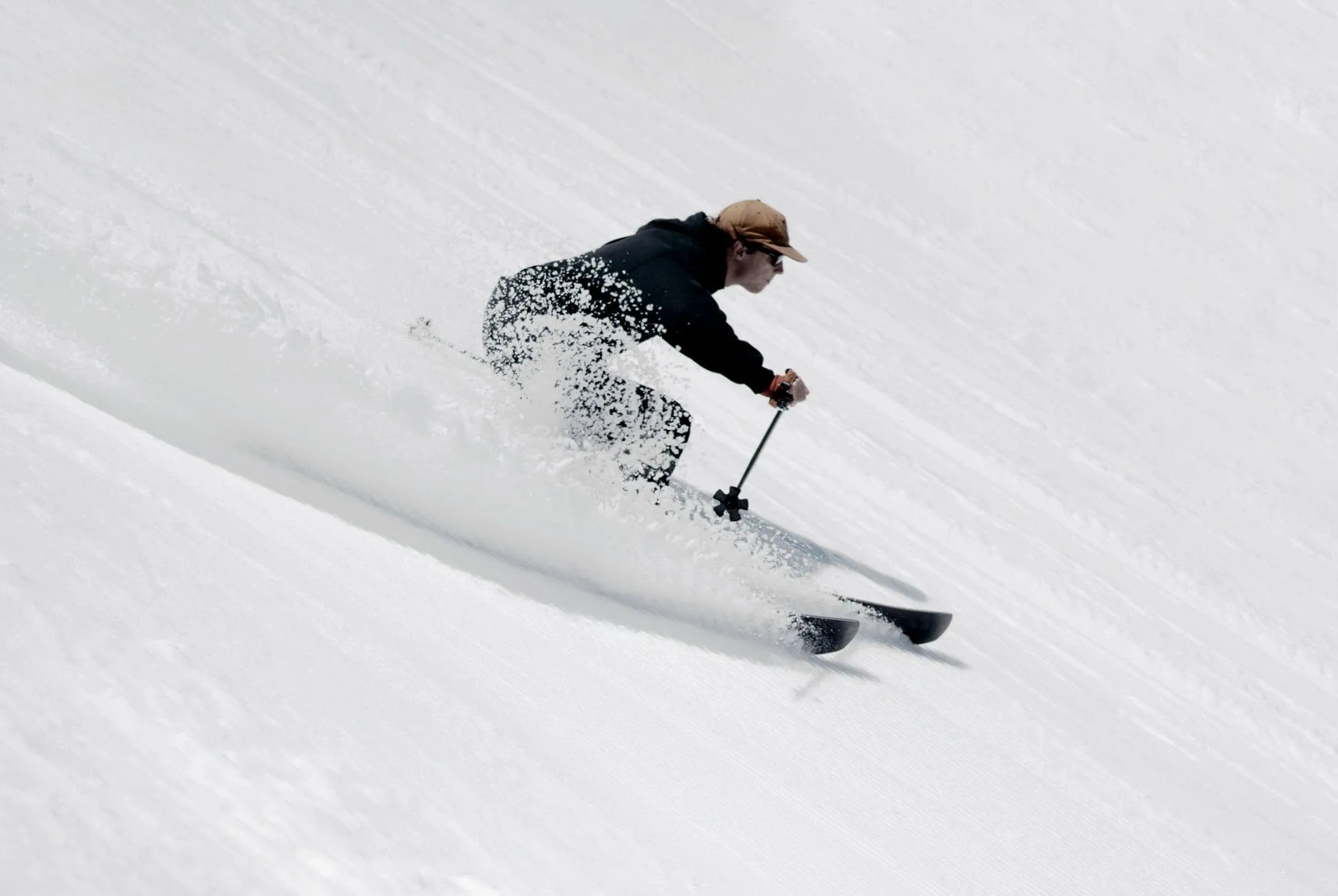 Skis-of-OR-Gear-Patrol-Lead-Full