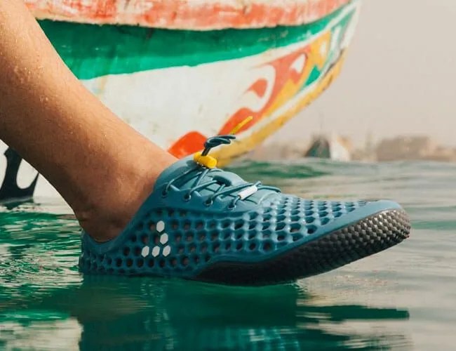 VIVOBAREFOOT-X-FINISTERRE-ULTRA-gear-patrol-feature