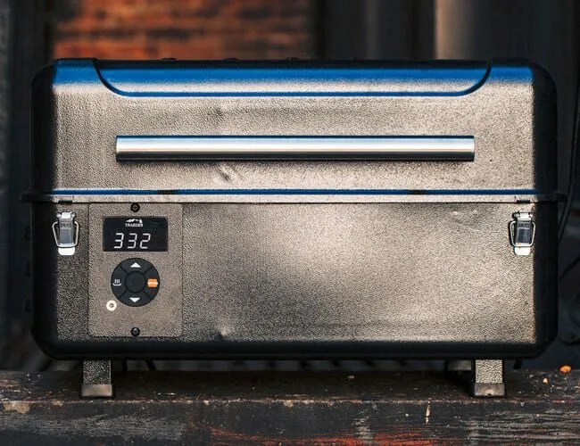 6-Best-Compact-Grills-2018-gear-patrol-lead-feature