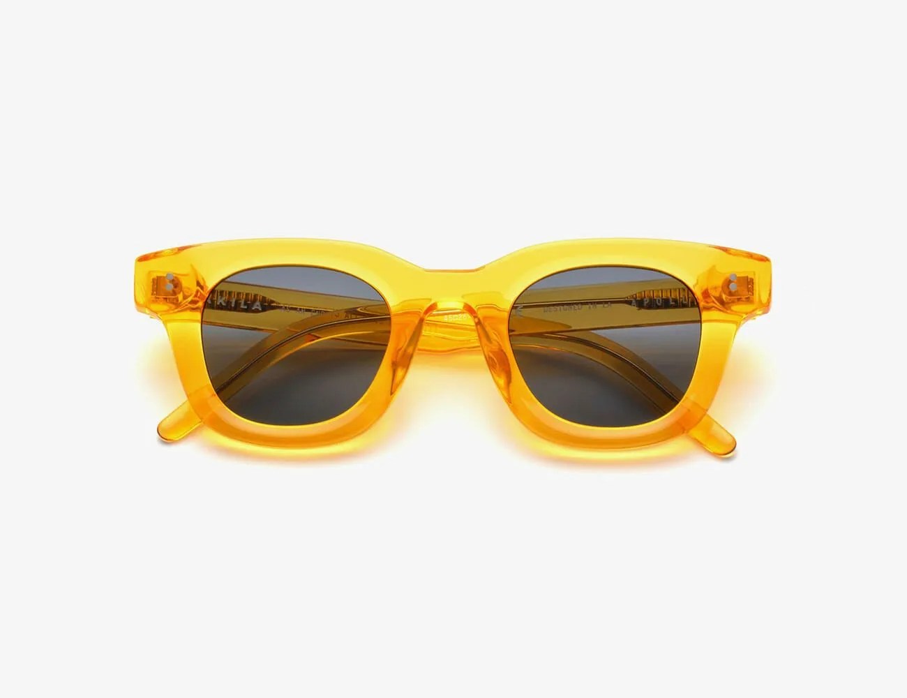 Akila-Apollo-Sunglasses-gear-patrol