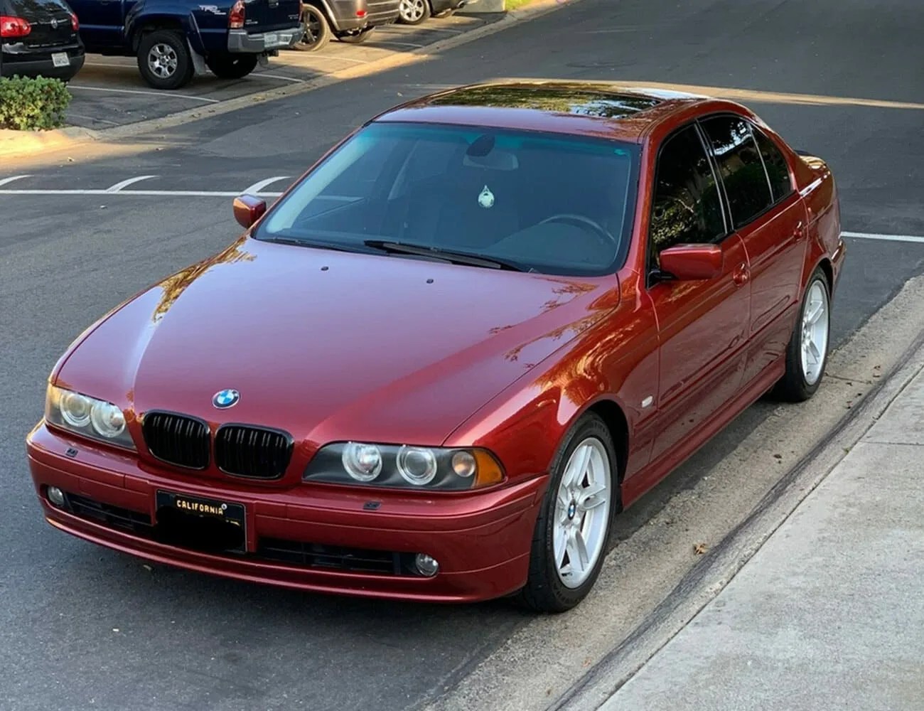 Best-Used-Sport-Sedans-Gear-Patrol-2001-BMW-540i