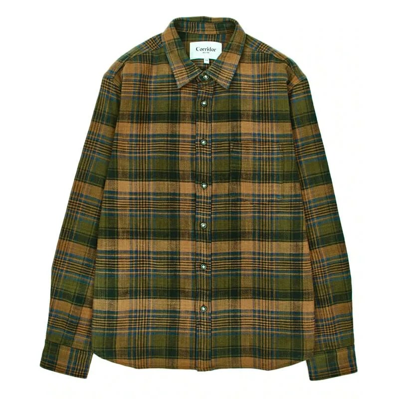 Corridor-Sale-gear-patrol-flannel