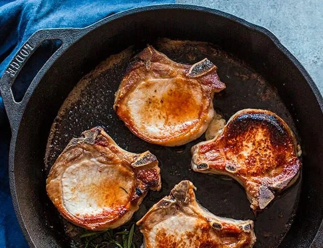 lodge skillet gear patrol feature