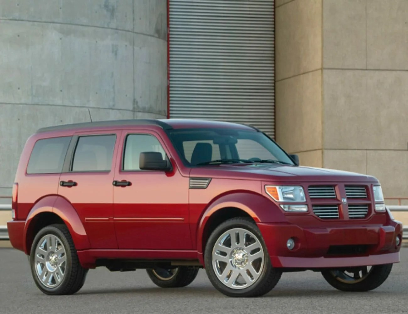 One-Brand-2000s-gear-patrol-Dodge-Nitro