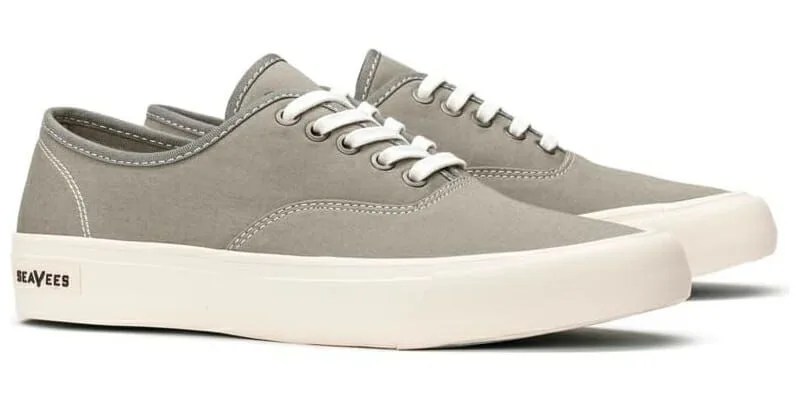 Sneaker-Roundup-gear-patrol-seavees-2