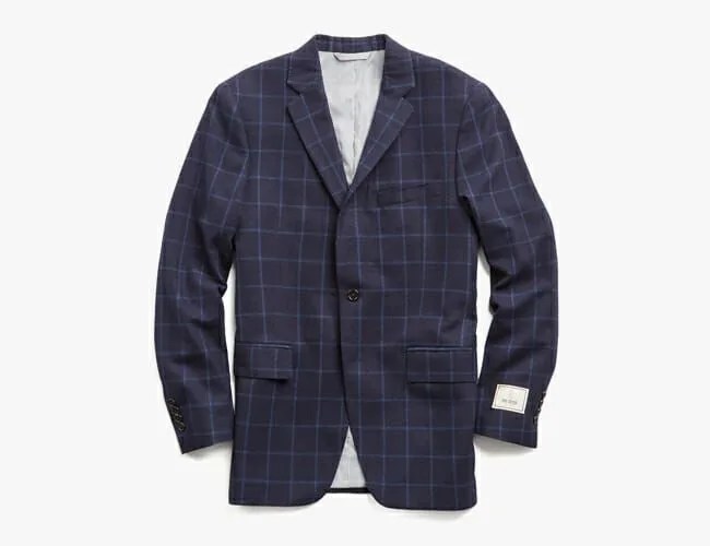 Style-Deals-Wednesday-gear-patrol-TS