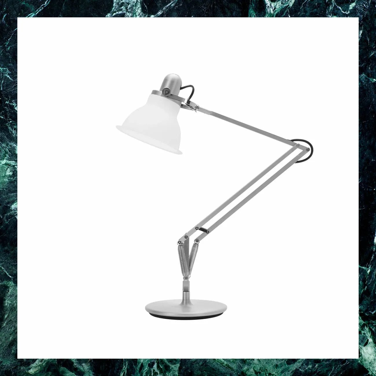 Valentines-Day-2020-Gear-Patrol-Anglepoise