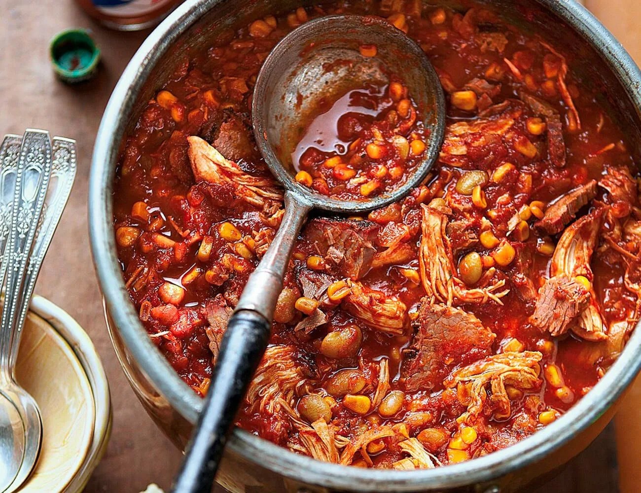 20-Dutch-Oven-Recipes-Gear-Patrol-Chicken-Brunswick-Stew