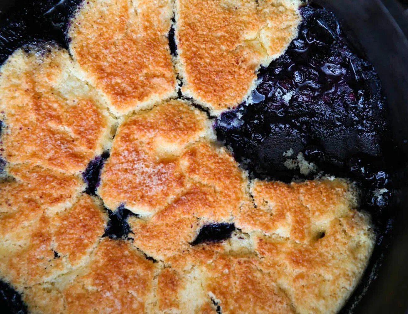 20-Dutch-Oven-Recipes-Gear-Patrol-Cobbler