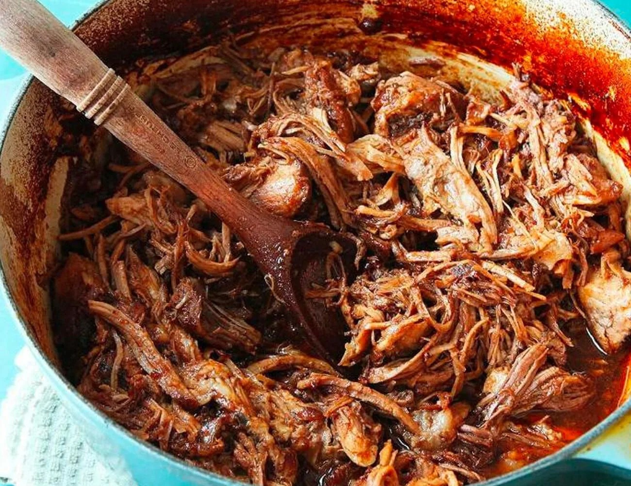 20-Dutch-Oven-Recipes-Gear-Patrol-Pulled-Pork