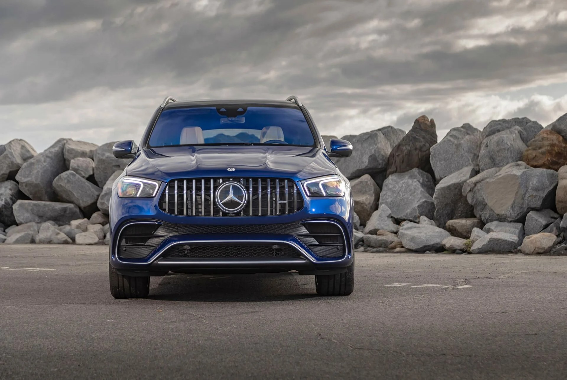 2021 mercedes amg gle63 s gear patrol lead slide 3