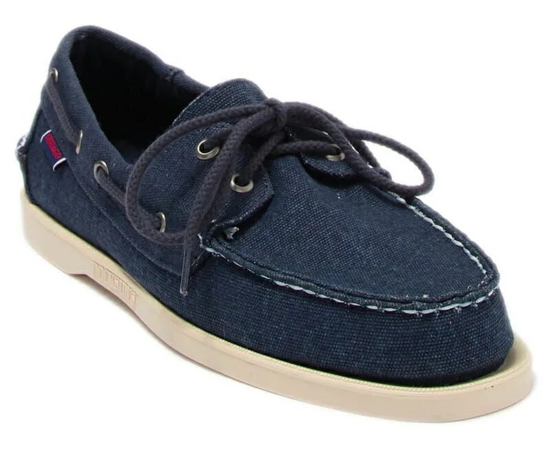 Boat-Shoes-gear-patrol-blue