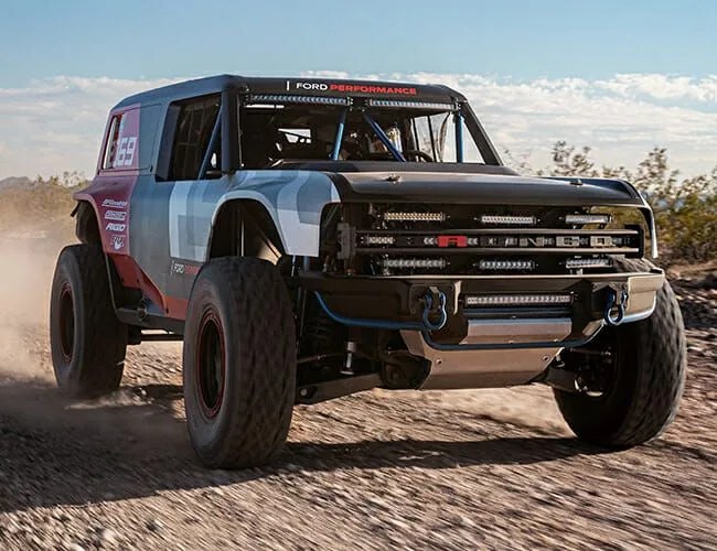 Ford-Bronco-gear-patrol-feature