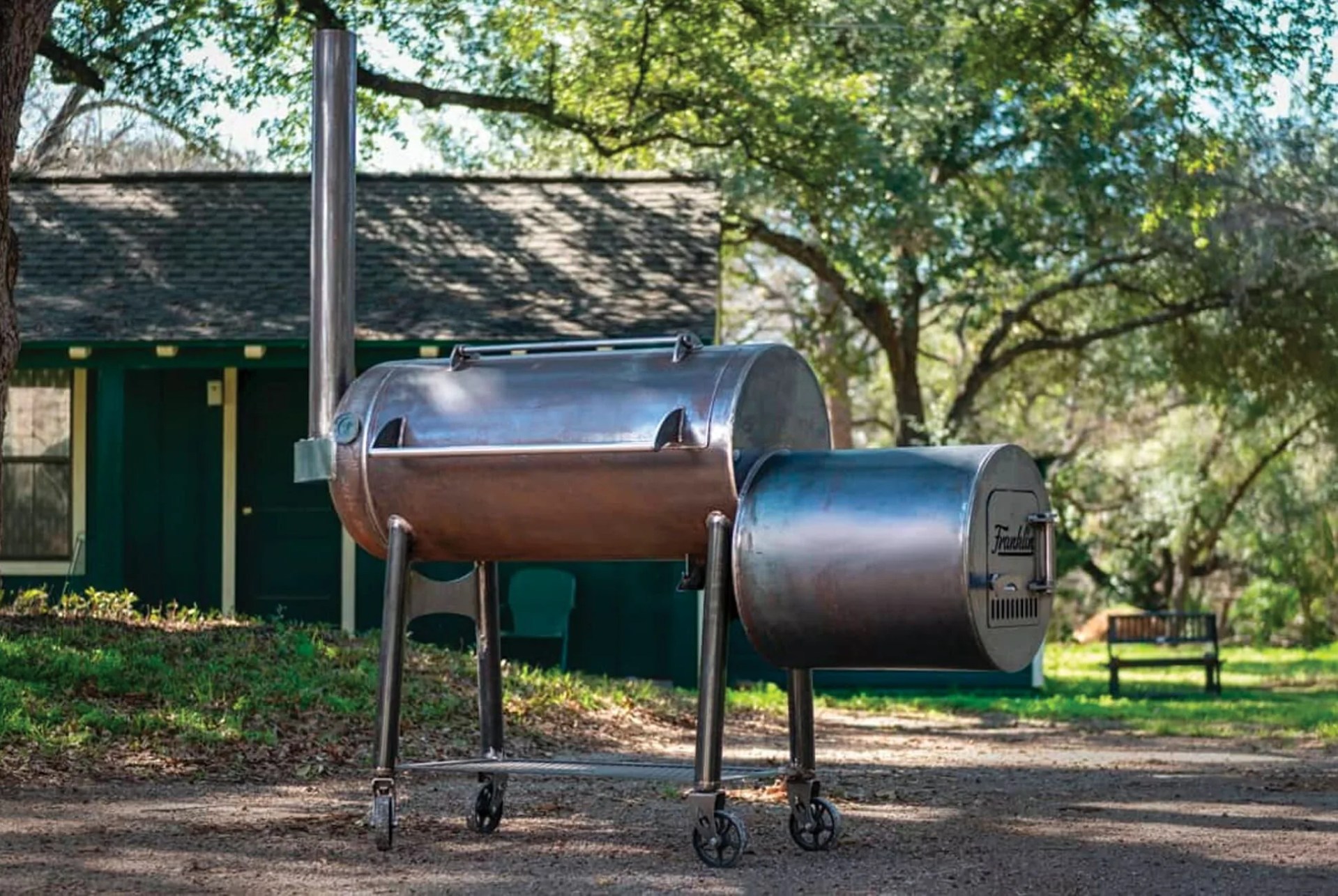 Franklin-BBQ-pit-gear-patrol-full-lead