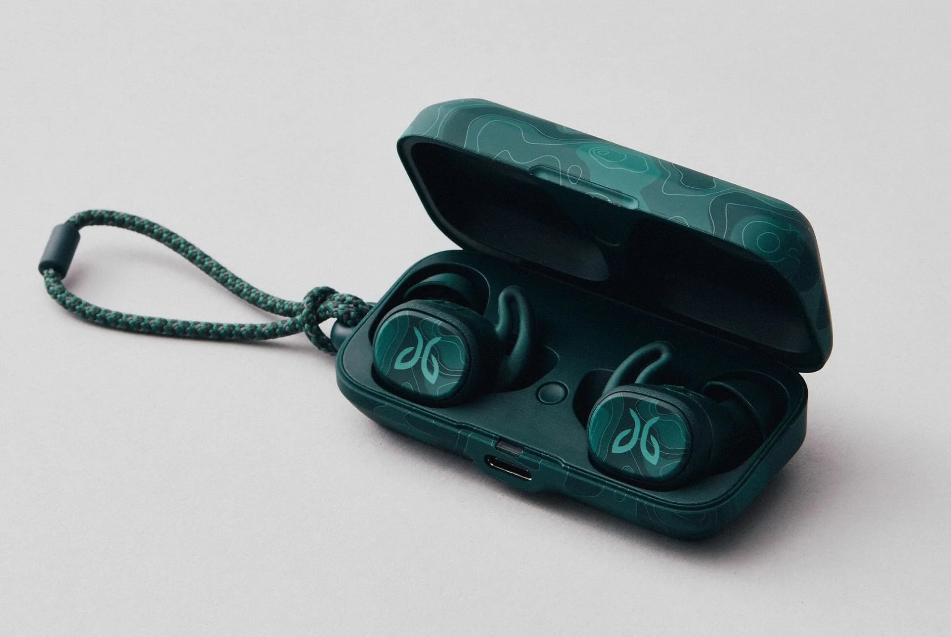 Jaybird-Talking-Points-Gear-Patrol-inline