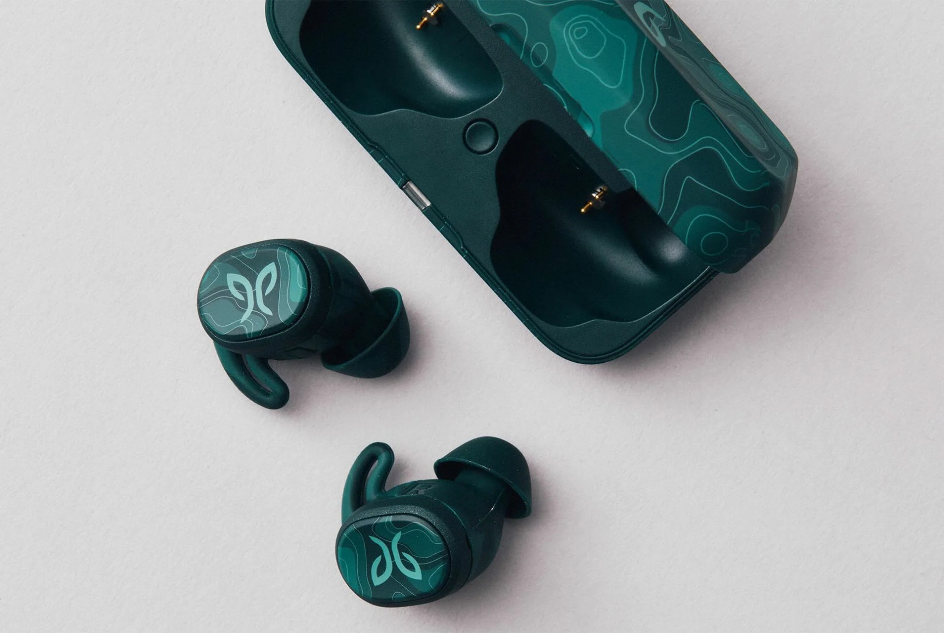 Jaybird-Talking-Points-Gear-Patrol-lead-full
