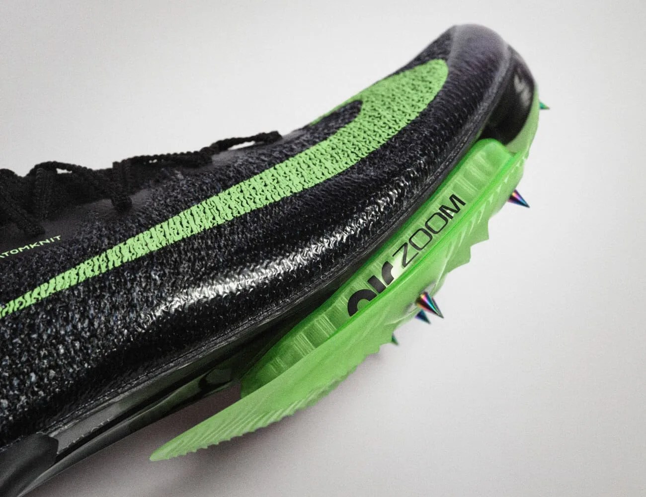 Nike-Viperfly-Gear-Patrol-Ambiance