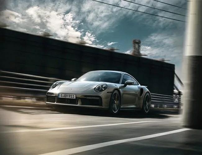 Porsche-911-Turbo-S-feature