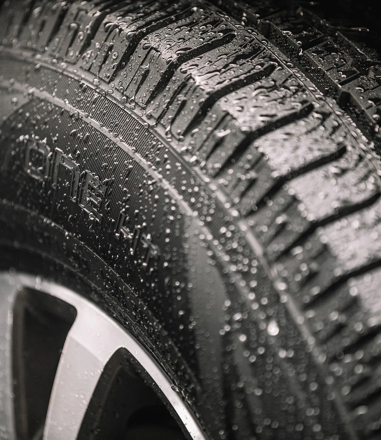 Sponsored-Talking-Points-Nokian-Tires-gear-patrol-ambiance