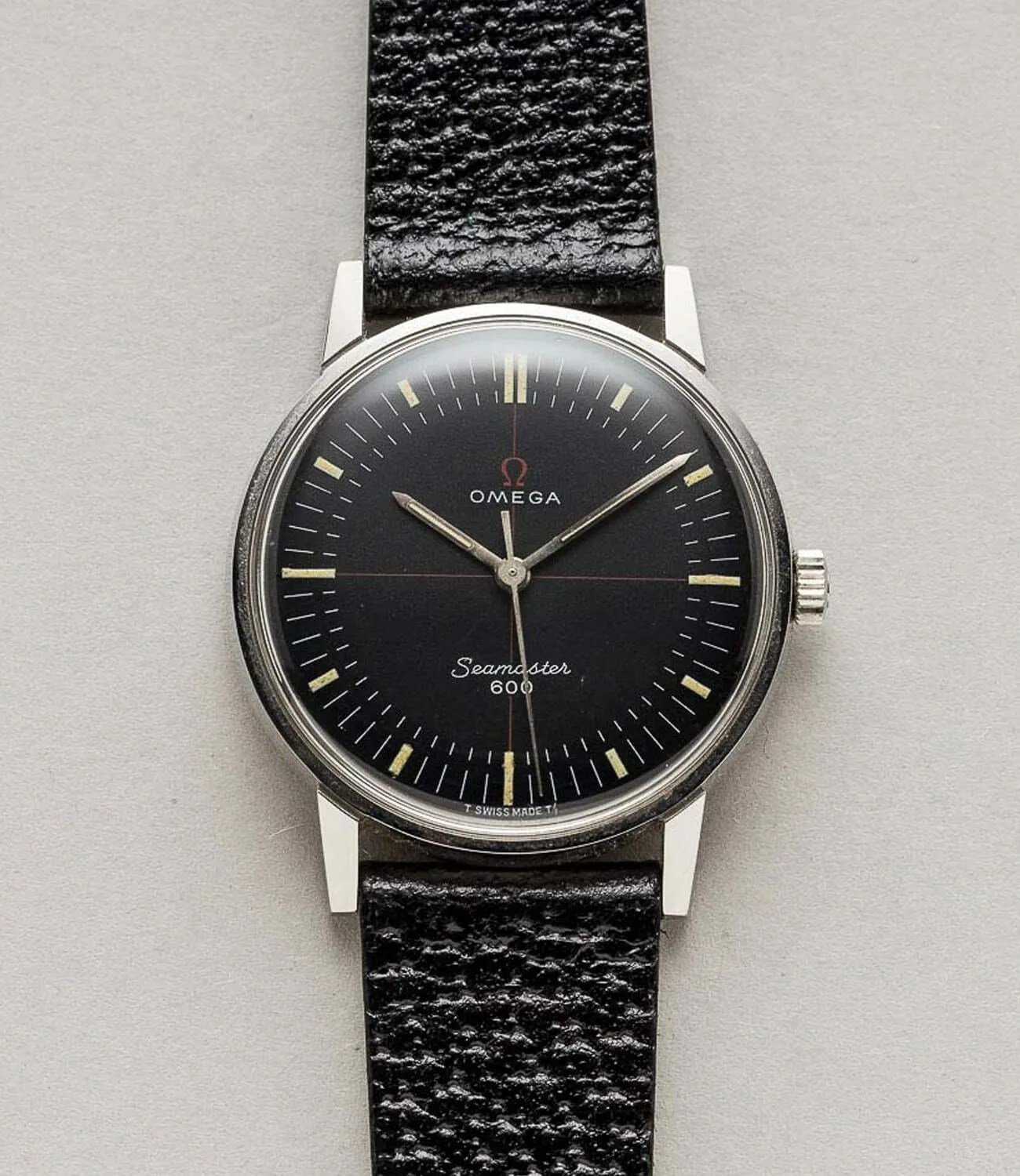 These-Are-the-Watches-Were-Obsessing-Over-March-2020-gear-patrol-Omega-Seamaster-Cal-601-